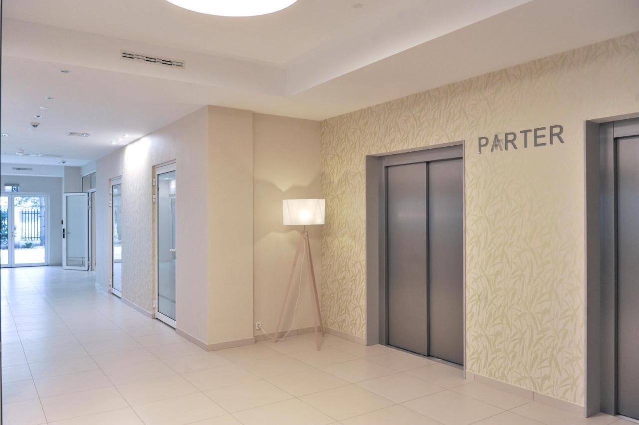 Green Garden Hotel Raszyn Exterior photo