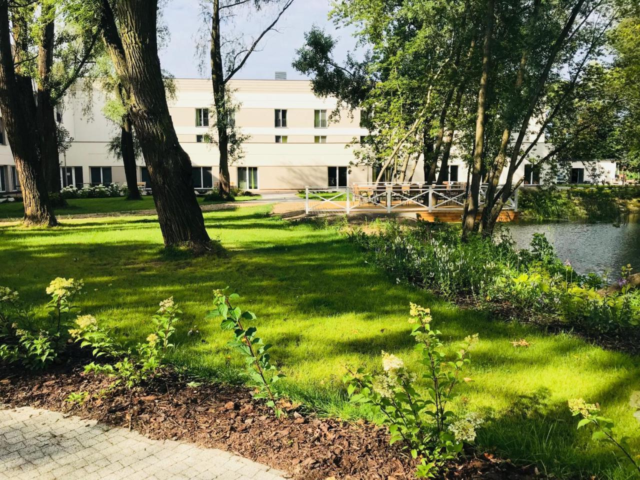 Green Garden Hotel Raszyn Exterior photo