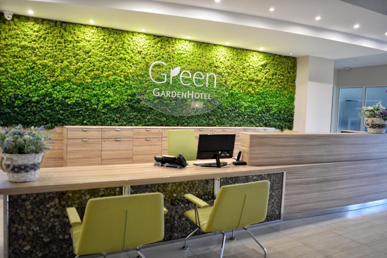 Green Garden Hotel Raszyn Exterior photo